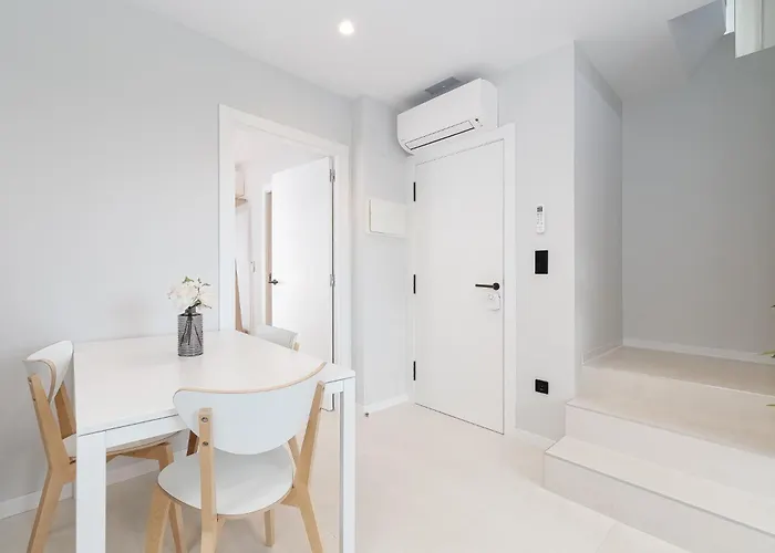 Elegante Y Luminoso En - Apto 6 By Apartmán